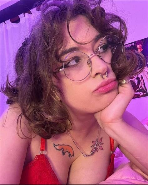 Sharell 🐈 | Diving into the drama 👀 | Instagram