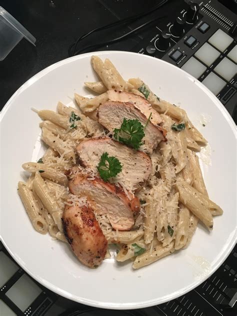 20 Min Chicken Penne Alfredo : r/tonightsdinner