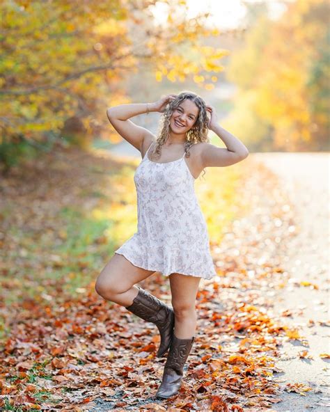 happy friday!🫶🫧🌞 spring & summer dates are officially open for class of ...