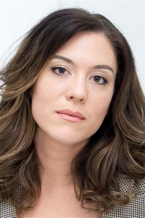 Sara Bues - Profile Images — The Movie Database (TMDB)