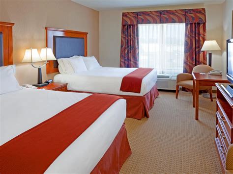 Albany Airport Hotel in Latham, NY | Holiday Inn Express & Suites ...
