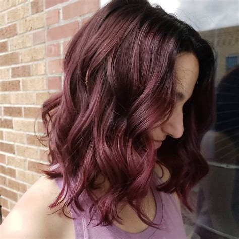 25 Beautiful Burgundy Hair Color and Hairstyles Perfect for a Change ...