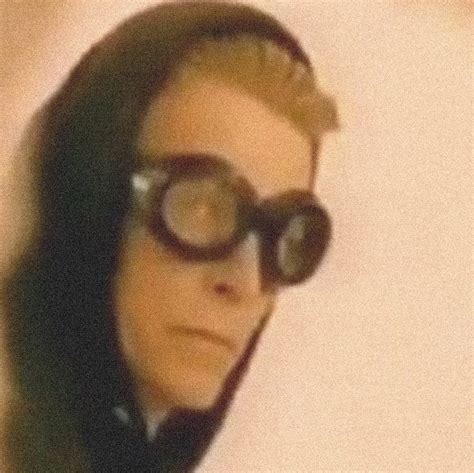 David Bowie Invented Lipstick on Tumblr