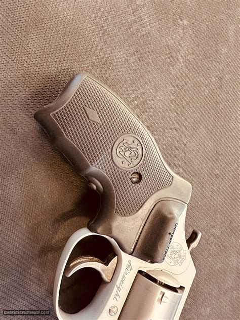 SMITH & WESSON 637-2 163050 Airweight 637 .38 SPL