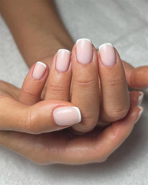 Squoval Nails Are the Most Flattering Nail Shape to Try This Year | Glamour