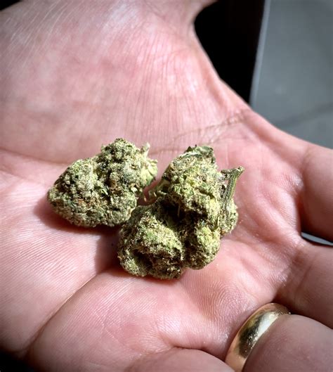 Dime Of Weed Look Like