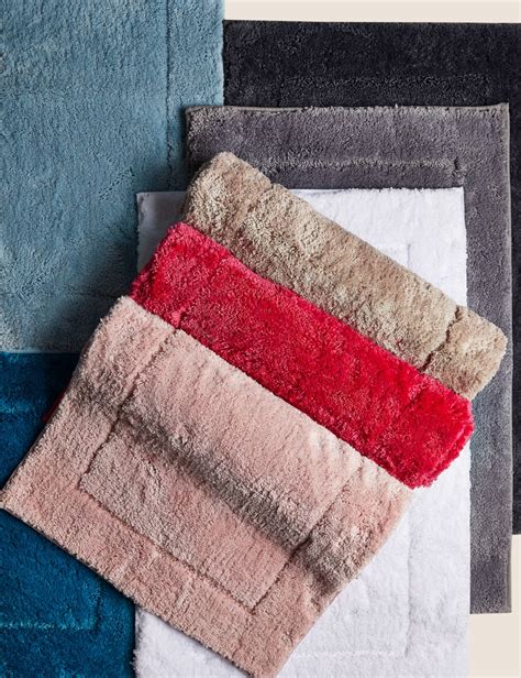 Super Soft Quick Dry Bath Mat | M&S Collection | M&S