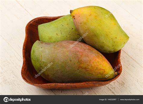 Tropical fruit Mangoes Stock Photo by ©AndreySt 144232957