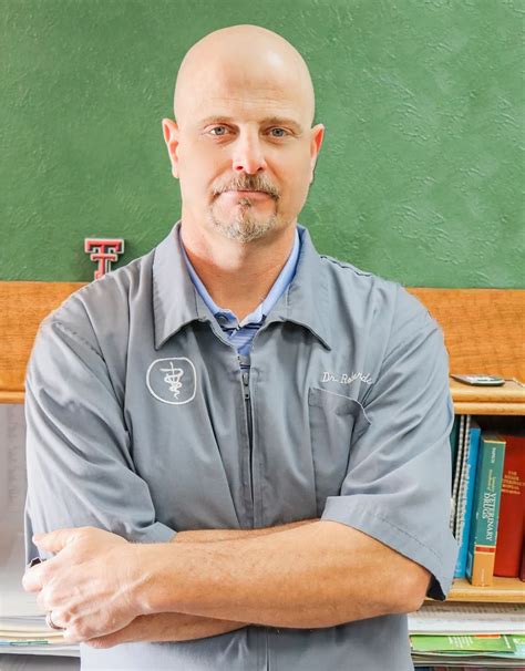 Dr. Robert Richards | Animal Hospital of Lubbock