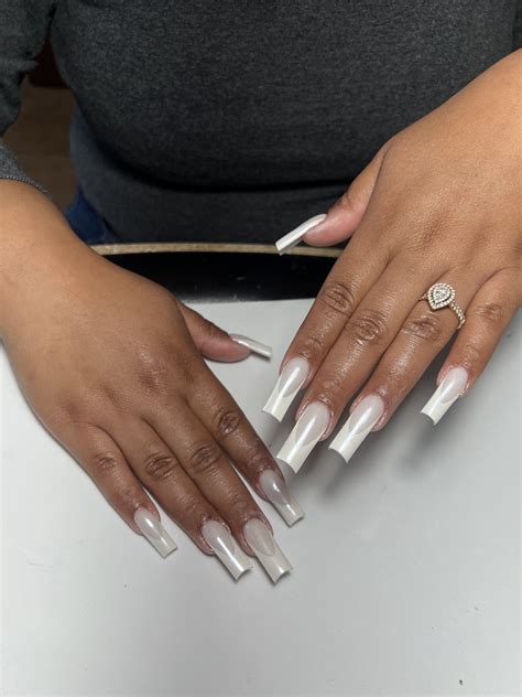 25 Best Nail Salons Near Lafayette, LA - 2025 BestProsInTown
