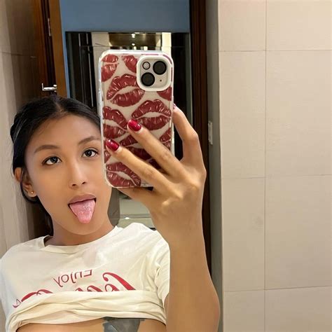 Let me lick u hehe : r/Asiantraps