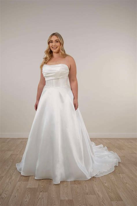 Stella York 7940 | Brides of Bakewell