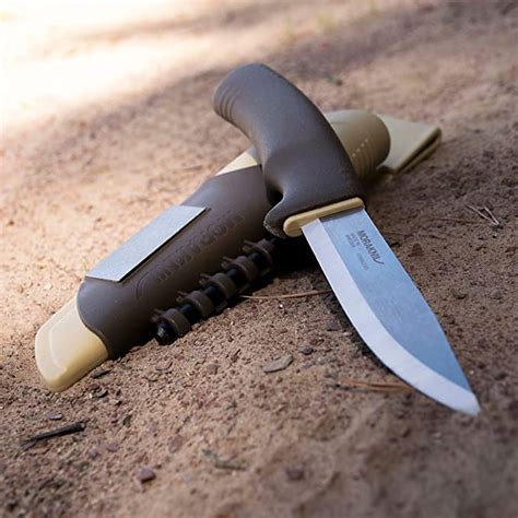 7 Best Survival Knives for all Budgets - Pew Pew Tactical