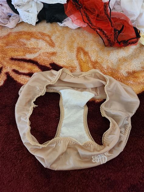 Vintage Bikini Brief Panties Beige Silky Nylon Size 5… - Gem