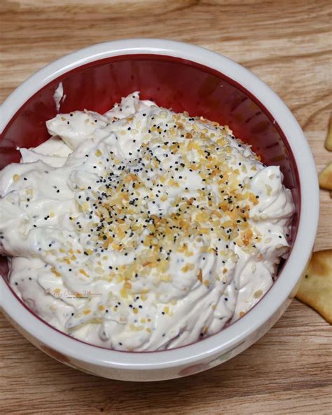 Easy Everything Bagel Dip Recipe