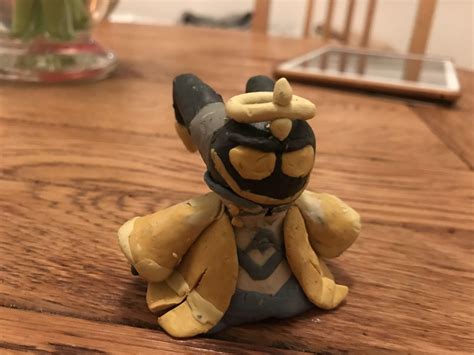 Squished Adam from finger clay. (For 20 likes i will make Lute next ...