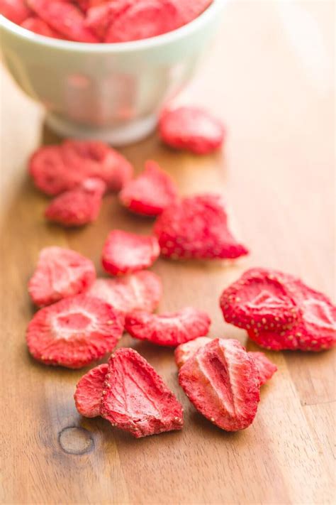 How to Freeze Dry Strawberries — Homesteading Family
