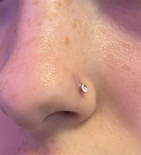 Help! Nose piercing scar : r/PiercingAdvice