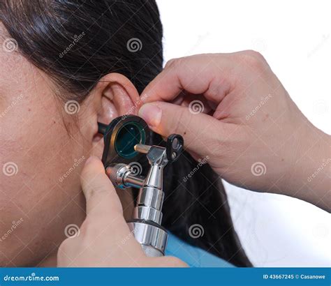 Otoscope Ear Infection Images at Diane Straub blog