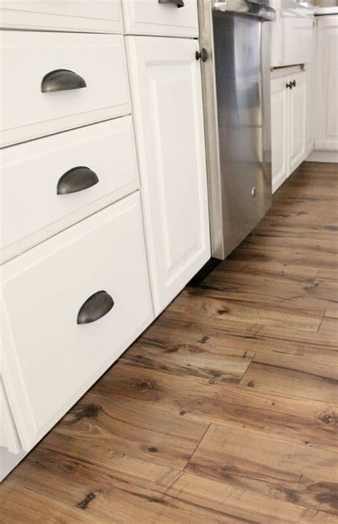Pictures Of Pergo Flooring