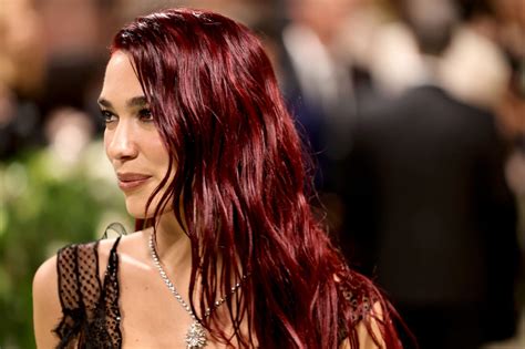 Dua Lipa Met Gala Cleavage Bare Ass - Hot Celebs Home