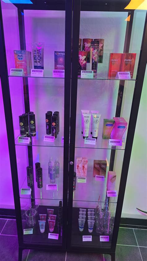 Love store Loveshop Sexshop 94 - Le Glory, bar rencontres libertines ...