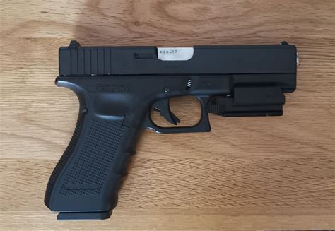 Glock vs Sig Sauer: Which is Better?