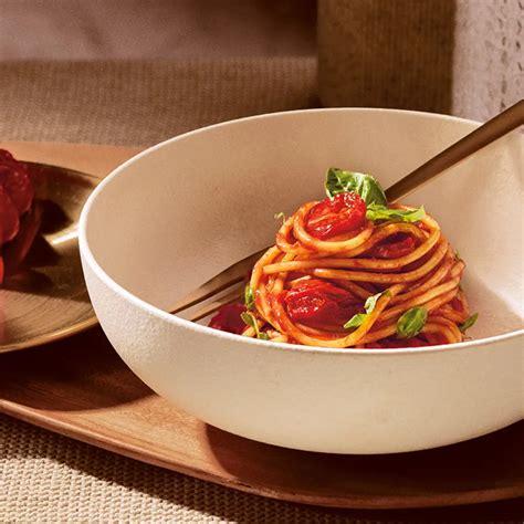 Al Bronzo Bucatini Pasta | Barilla