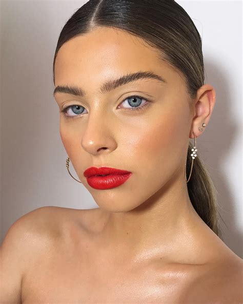 24 Runway-Worthy Slick-Back Ponytail Styles