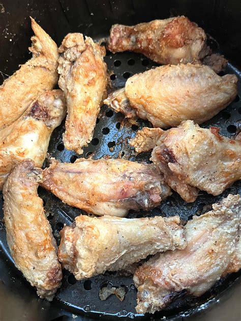 Crispy Air Fryer Wings – Melanie Cooks
