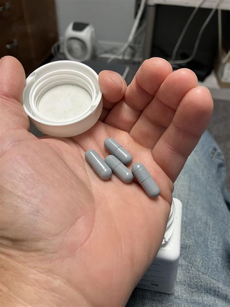 Any Rinvoq users end up getting Shingles? : r/UlcerativeColitis