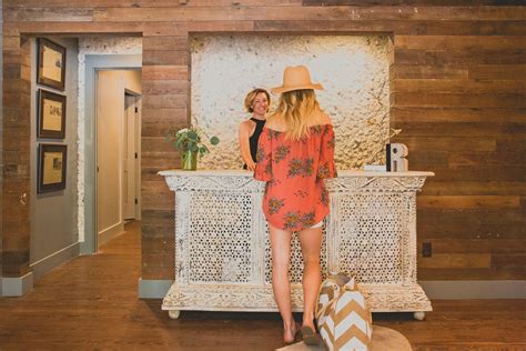 HOTEL ROOST OCEAN SPRINGS, OCEAN SPRINGS