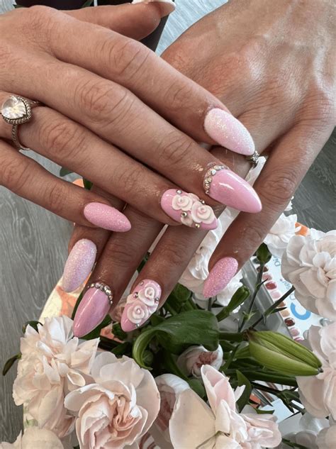 Sally Nails & Spa Offers Nail Designs in Rumford, RI 02916