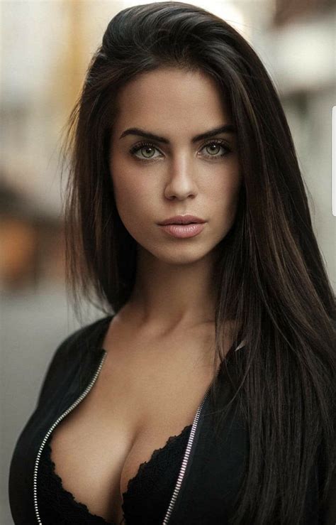 Pin on the beauty brunettes