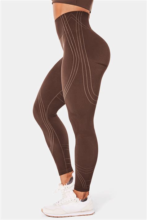 Sculpt Your Shape and Embrace Comfort: The Leggings That Keep You Warm ...