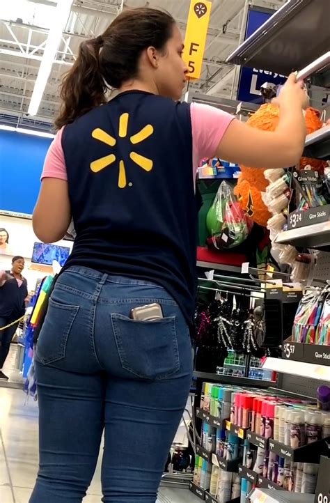 Walmart worker with thick ass (NOT-OC) credit TA candids - Tight Jeans ...