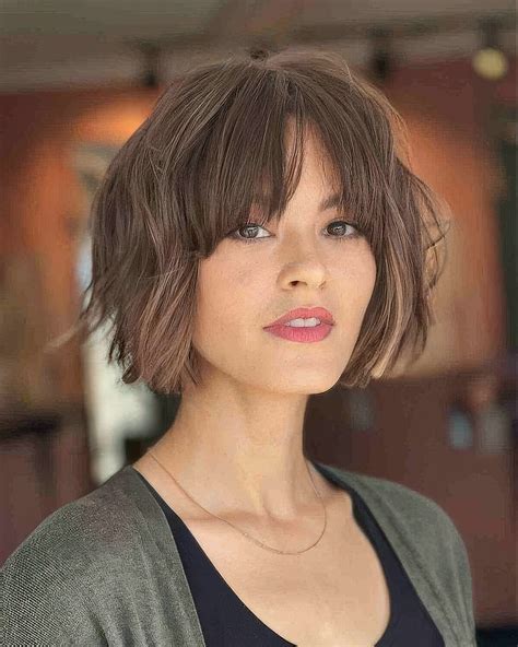 40 Classy And Bold Chin Length Bob Ideas - Styleoholic