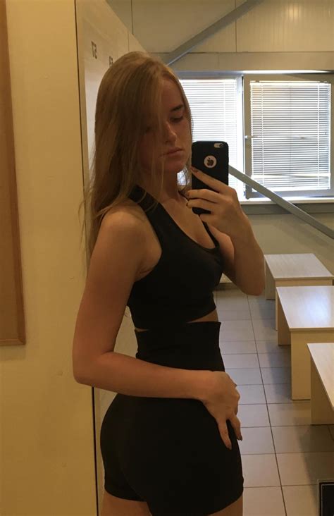 Should I share my nudes? | Scrolller