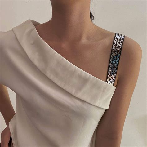 Shiny Wide Bra Strap Bracelet - Moly Story