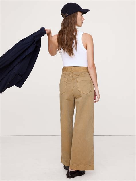 HIGH-RISE WIDE-LEG UTILITY CROP PANT | Banana Republic