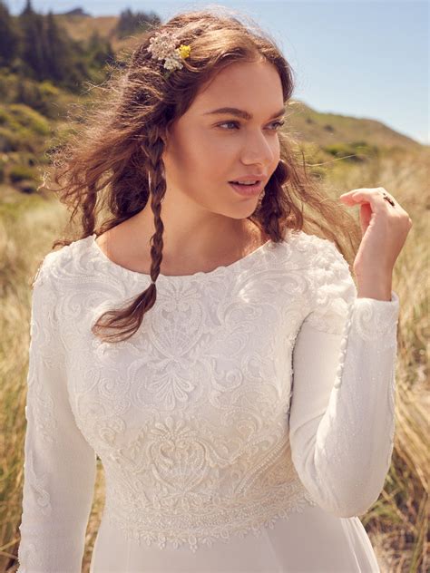 Modest Boho Wedding Dress Lorraine Leigh by Rebecca Ingram | Wedding dresses photos, Wedding ...