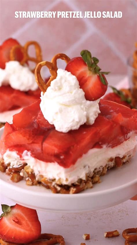 Strawberry pretzel jello salad – Artofit