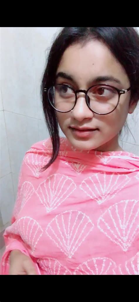 Beautiful desi TikTok girl Instagram private nude video chat leaked 😻😻🔥 ...