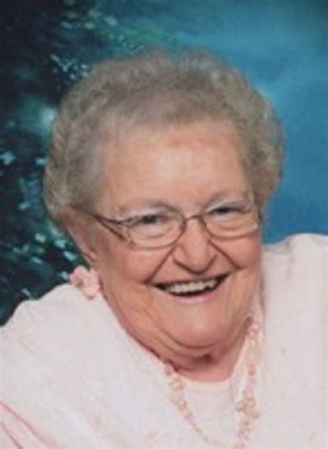 Pearl E. Siperek Obituary - The Daily American