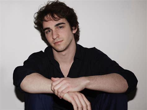 15 Astonishing Facts About Zachary Gordon - Facts.net