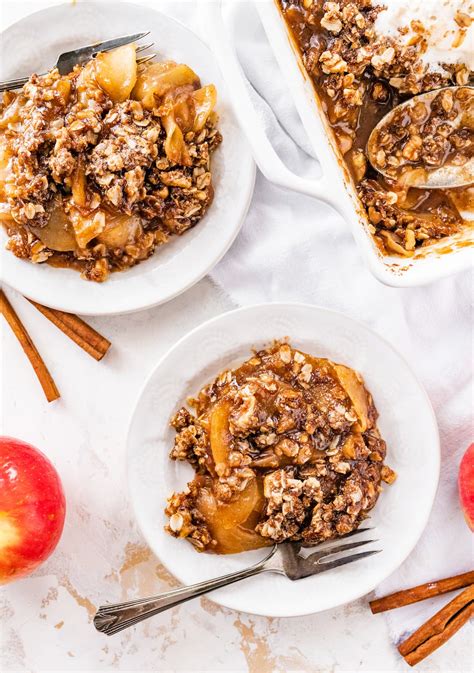 Healthy Apple Crisp with Oatmeal Topping - Eating Bird Food