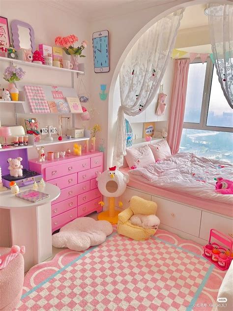 Cute room aesthetic | Bedroom makeover, Preppy room decor, Cute bedroom ...