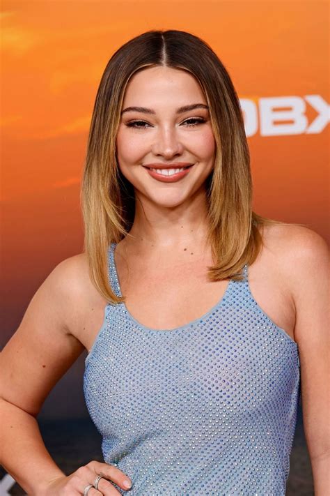 Madelyne Cline : r/Celebhub