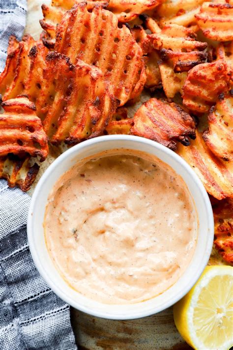 The Best Spicy Chipotle Aioli (Ready in 5 Minutes!) | Cake 'n Knife