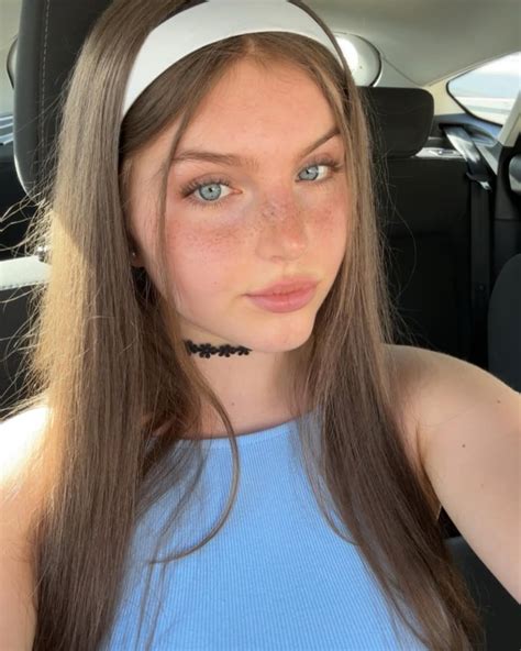 Zoe Alone At Home Biography, Age, Career, Net Worth